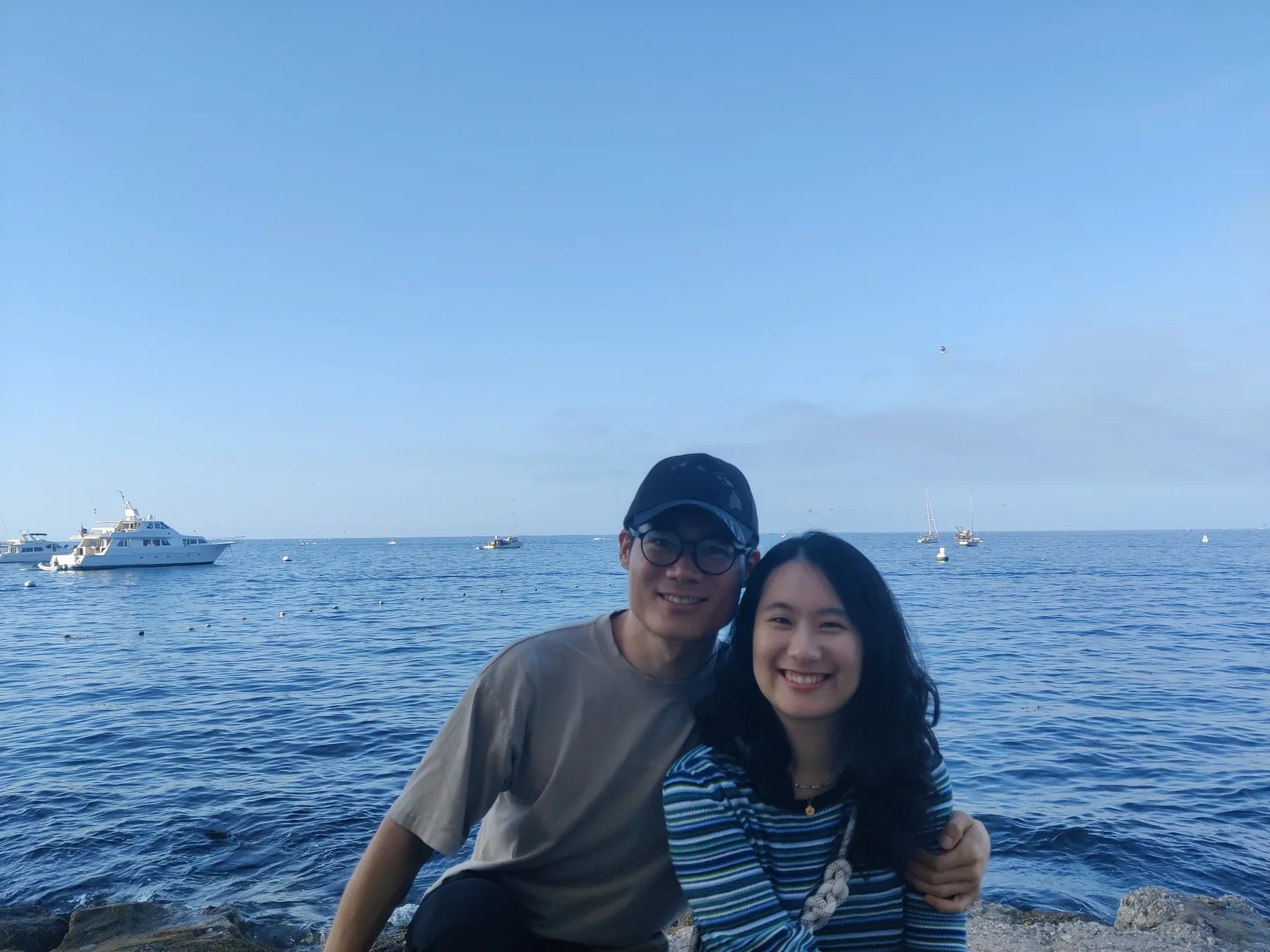 Erge and Long by the ocean